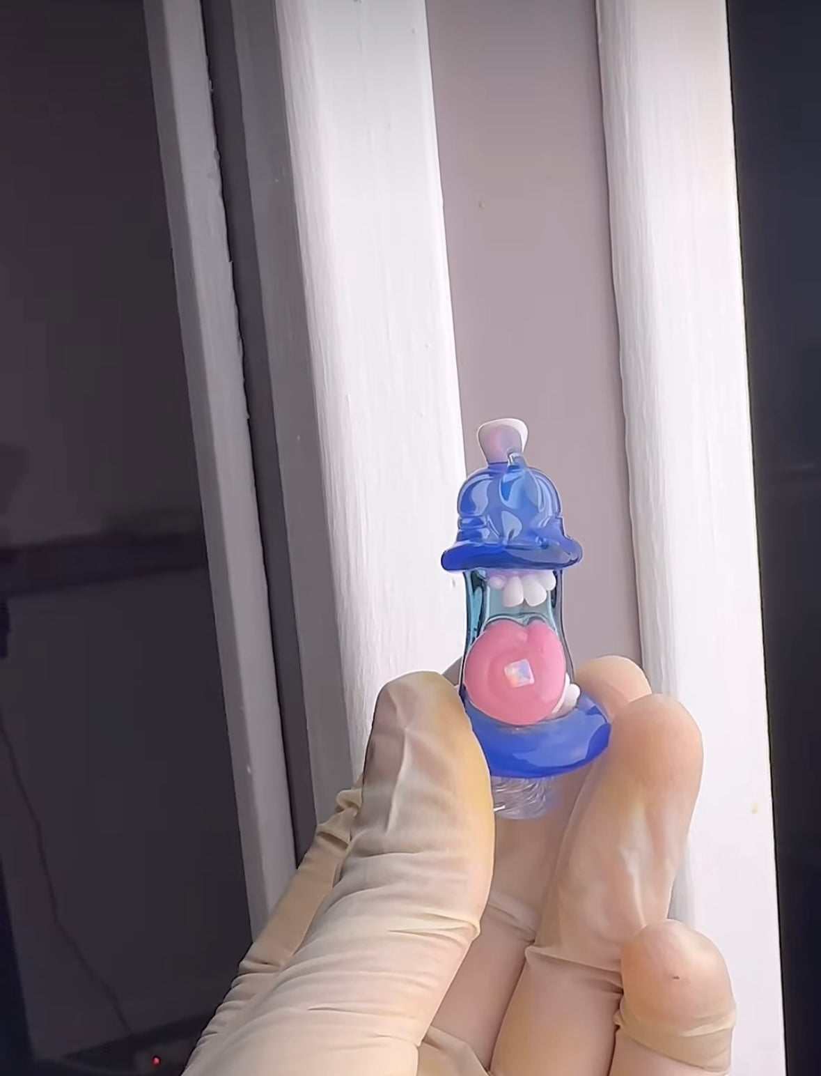 Spray Can Spinner Cap Art